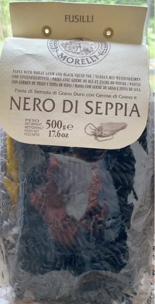Fusilli nero di seppia