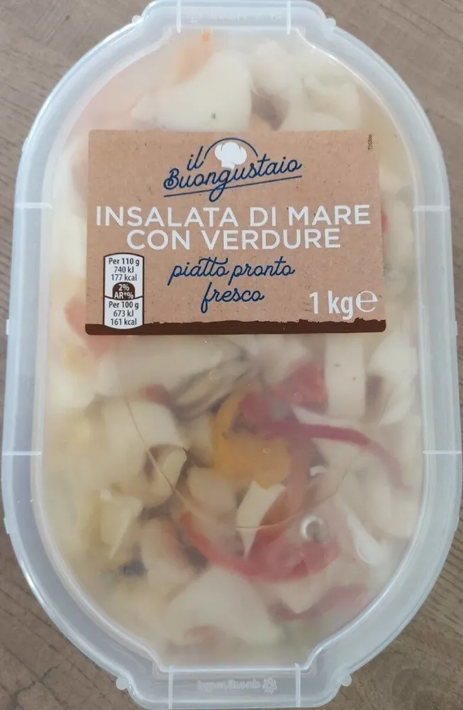 Insalata di mare con verdure