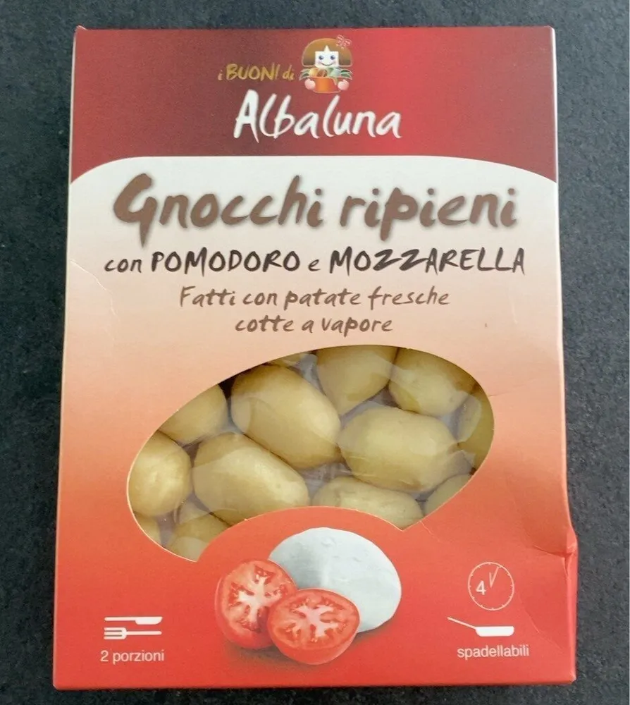 Gnocchi ripieni con pomodoro e mozzarella