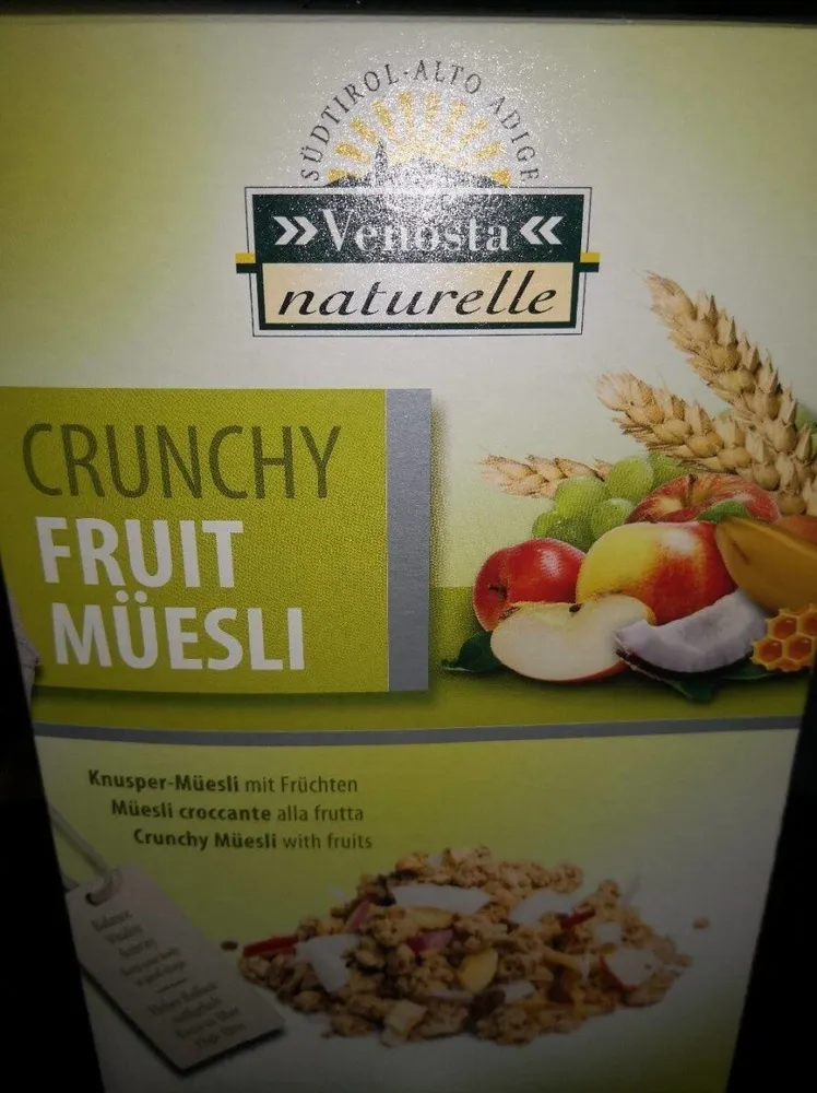 Crunchy fruit muestli