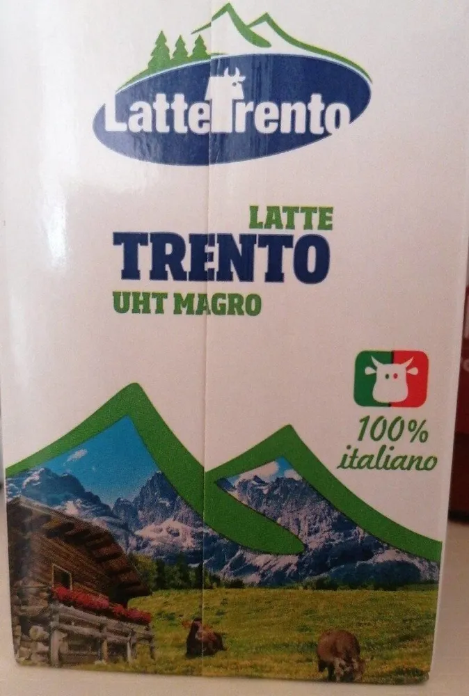 Latte UHT magro