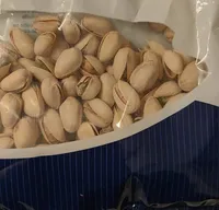 Pistacchi in guscio tostati e salati