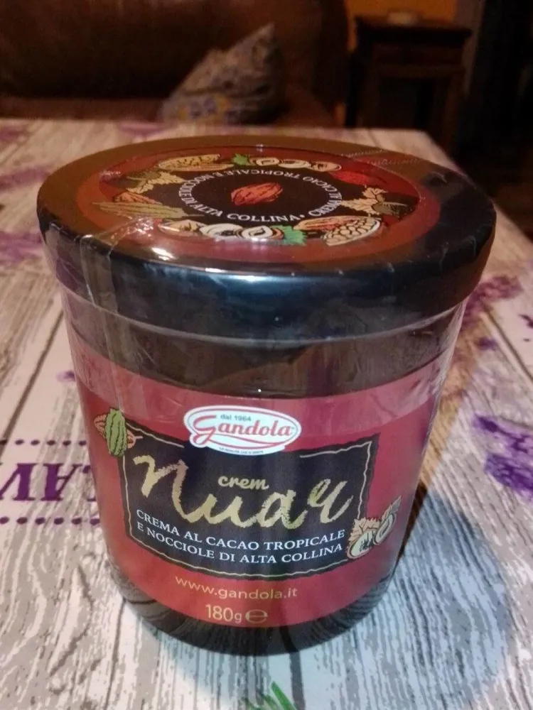 Crem Nuar