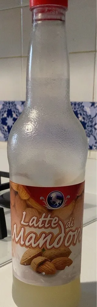 Latte di mandorla
