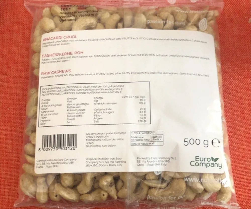 Anacardi crudi