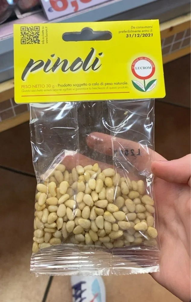 Pinoli