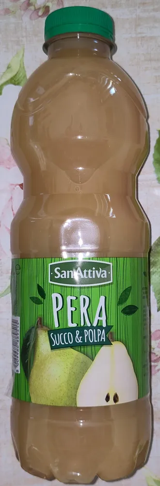 Succo e polpa di pera
