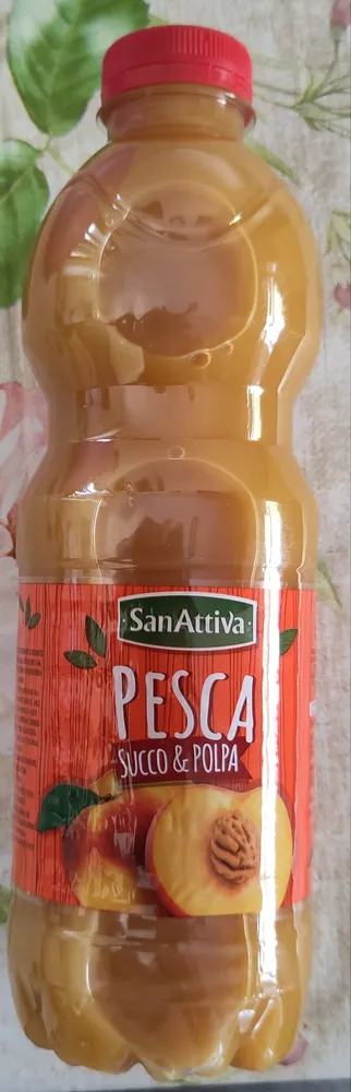 Succo e polpa di pesca