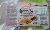 Sorrisi di pasta sfoglia ripieno al cacao e nocciole