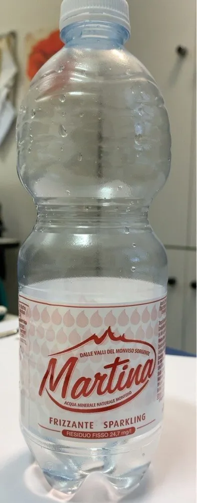 Acqua minerale