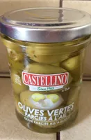 Olives vertes farcies à l’ail