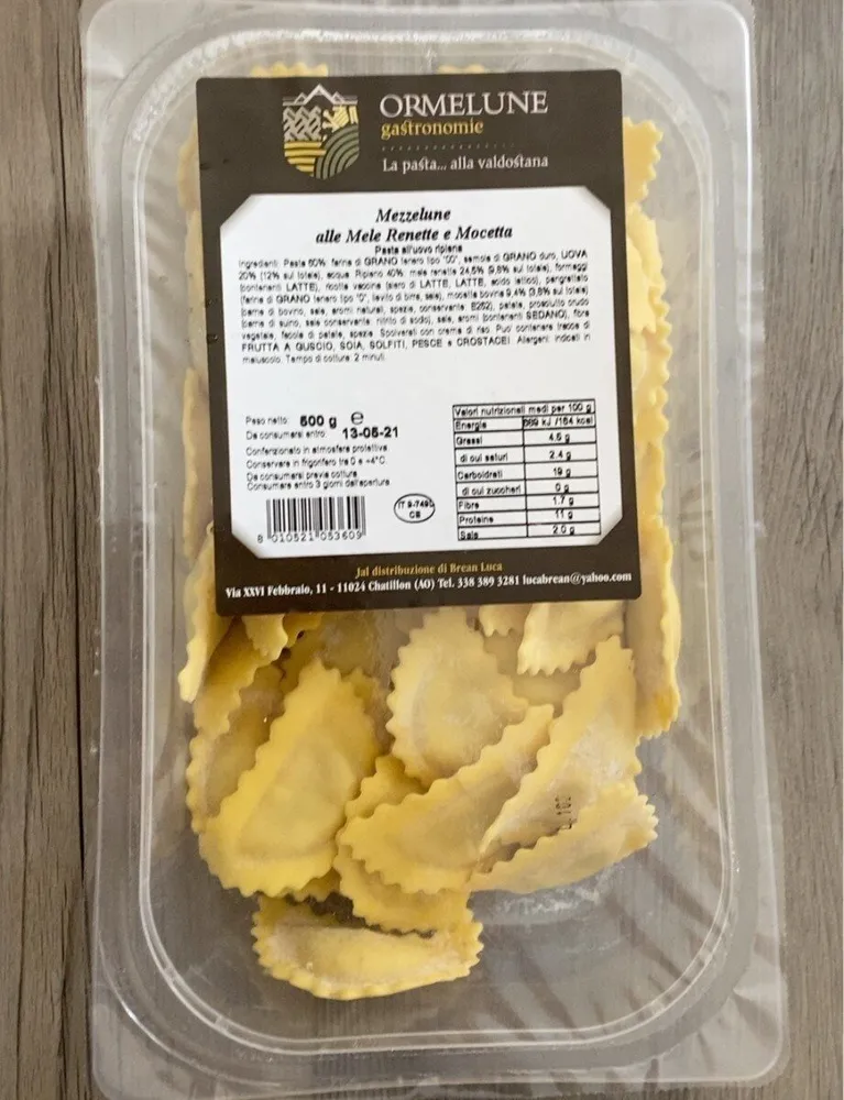 Mezzelune alle mele renette e mocetta