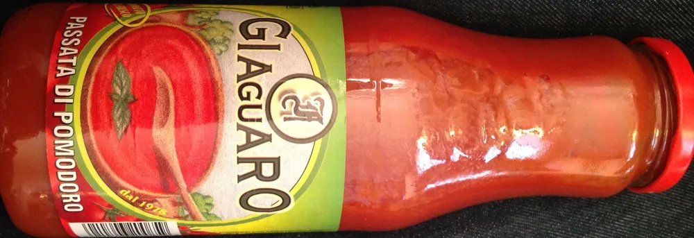 Passata di pomodoro (Purée de tomates)