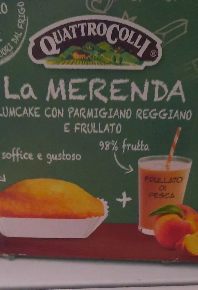 La merenda plumcake con parmigiano reggiano e frullato