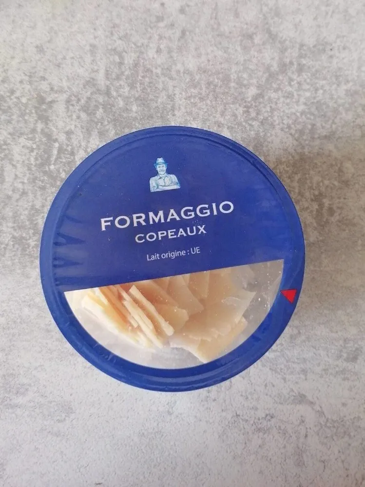Fromage à pâte dure en copeaux