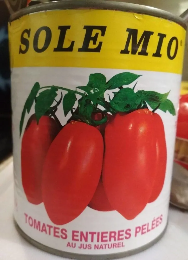 Tomates entières pelées
