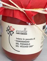 Eccellé passata di pomodorino del piennolo del vesuvio