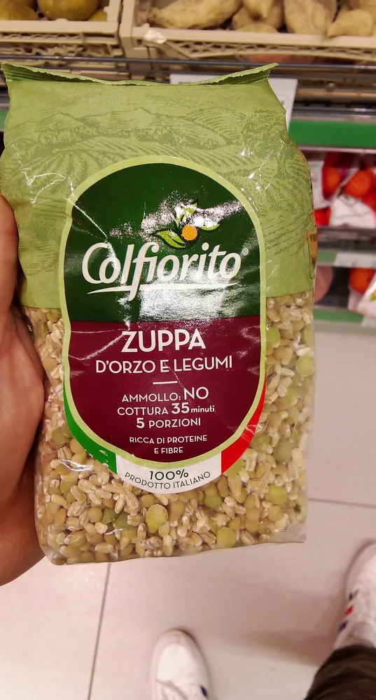 Zuppa orzo e legumi