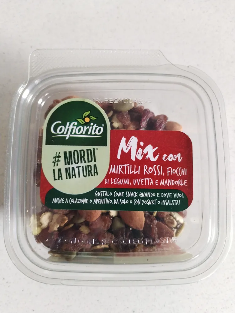 Mix con mirtilli rossi fiocchi di legumi