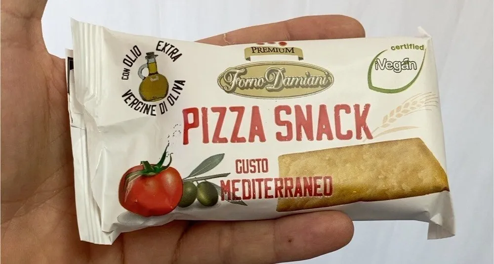 Pizza snack