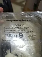 Scaglie di Parmigiano Reggiano