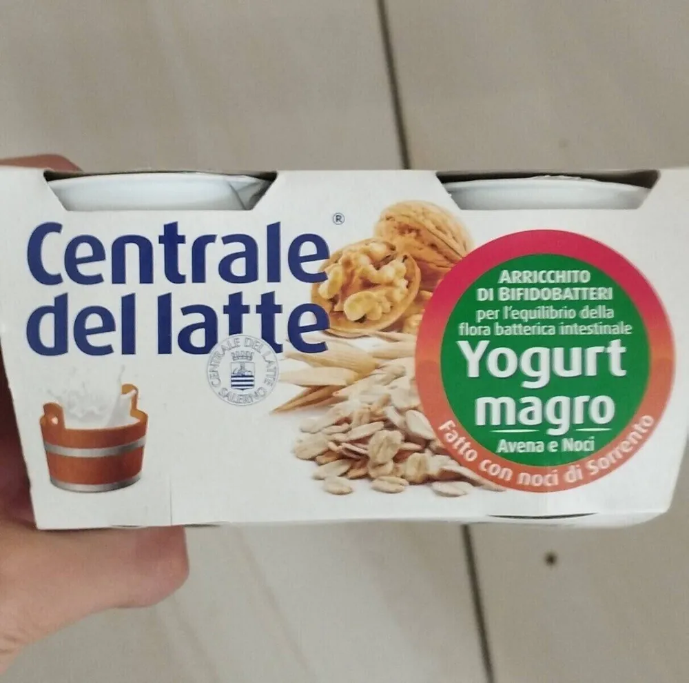 Yogurt magro avena e noci