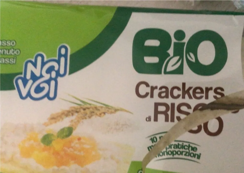 Crackers bio