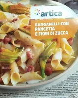 Garganelli con pancetta e fiori di zucca