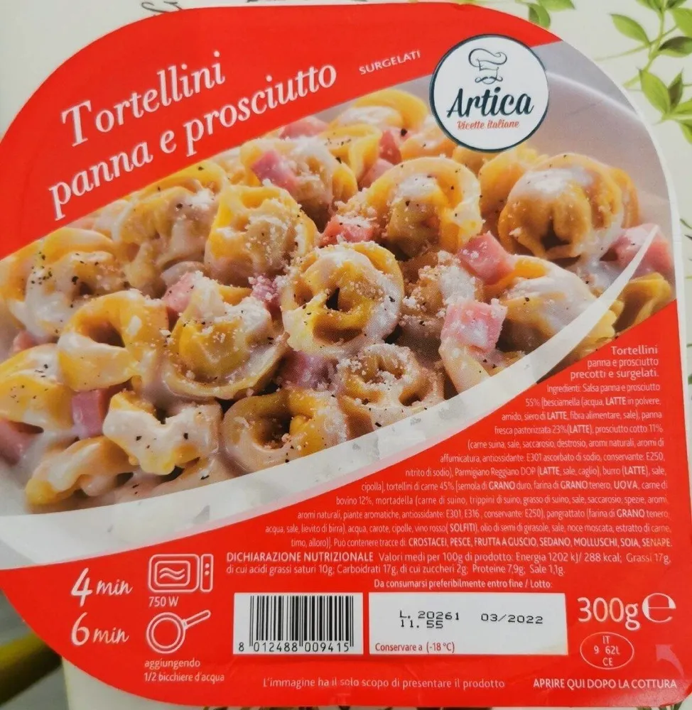 Tortellini prosciutto e panna