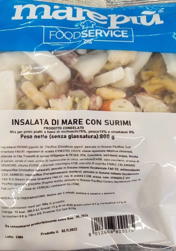 Insalata di mare con surimi