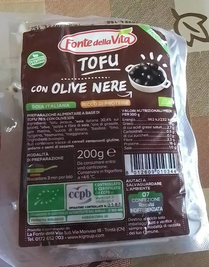 Tofu alle olive nere