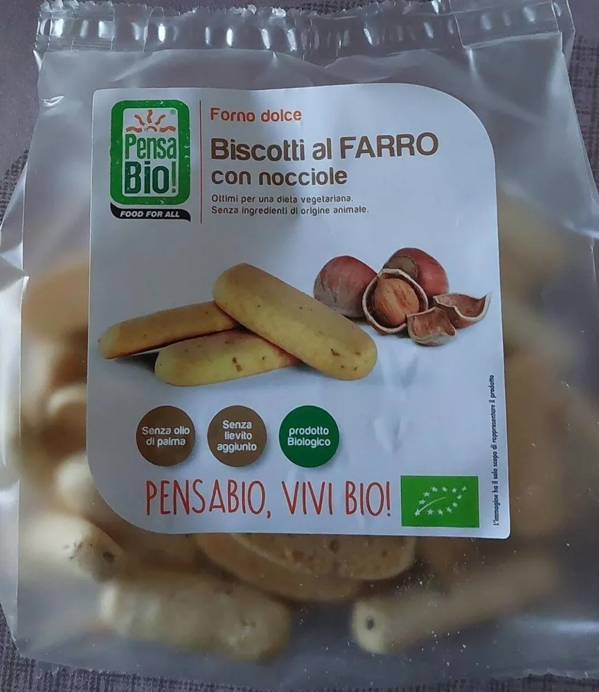 Biscotti al FARRO con nocciole