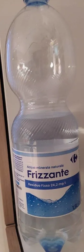 Acqua minerale naturale frizzante Monviso