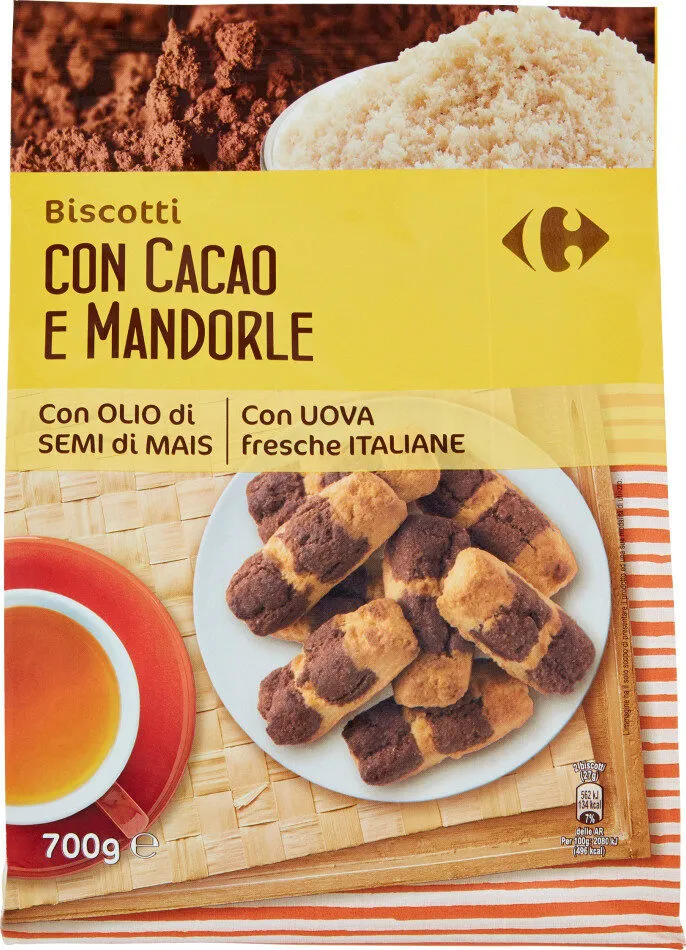 Biscotti con cacao e mandorle