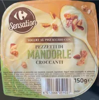 Yogurt al pistacchio con pezzetti di mandorle croccanti