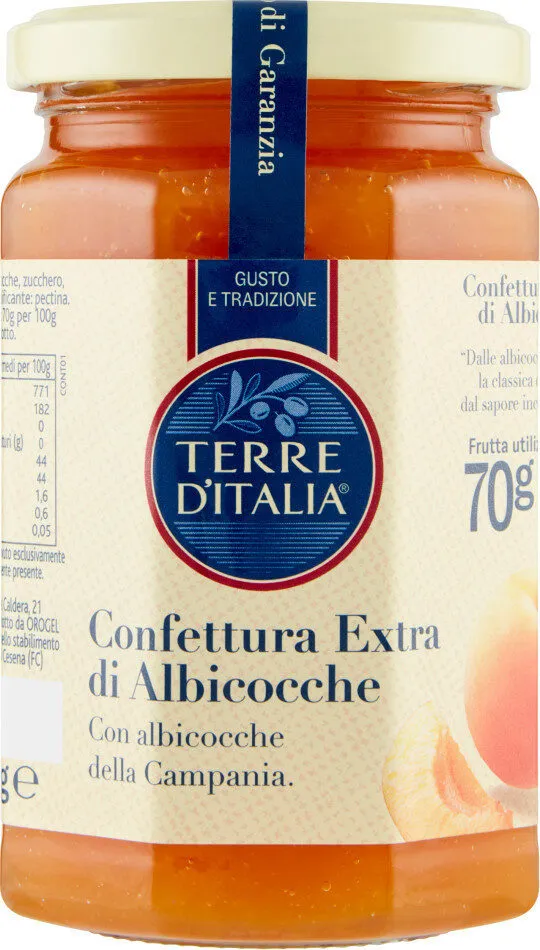 Confettura extra di albicocche della campania