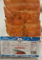 Salmone affumicato norvegese con erba cipollina e pepe rosa