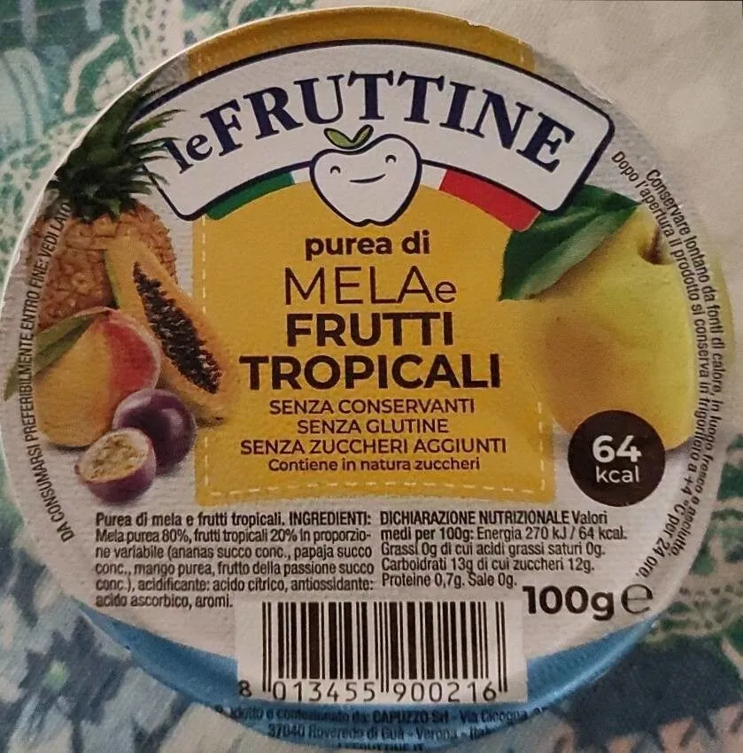 Mela e frutti tropicali