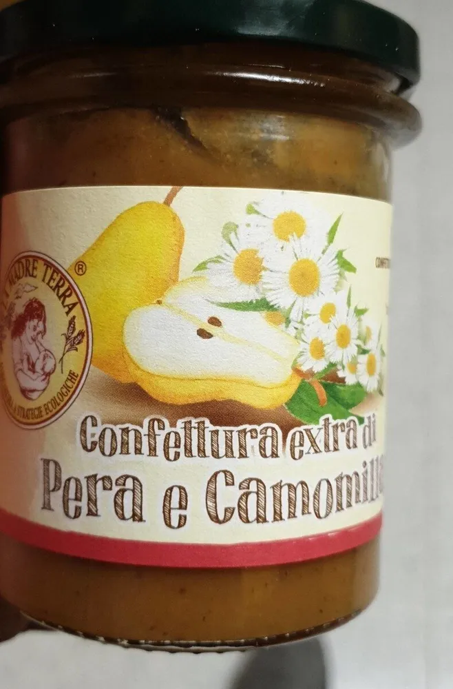 Confettura extra di pera e camomilla