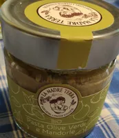 Pasta olive verdi e mandorle
