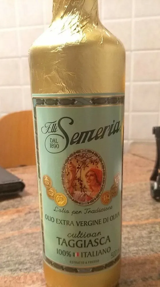 Olio extra vergine di oliva taggiasca