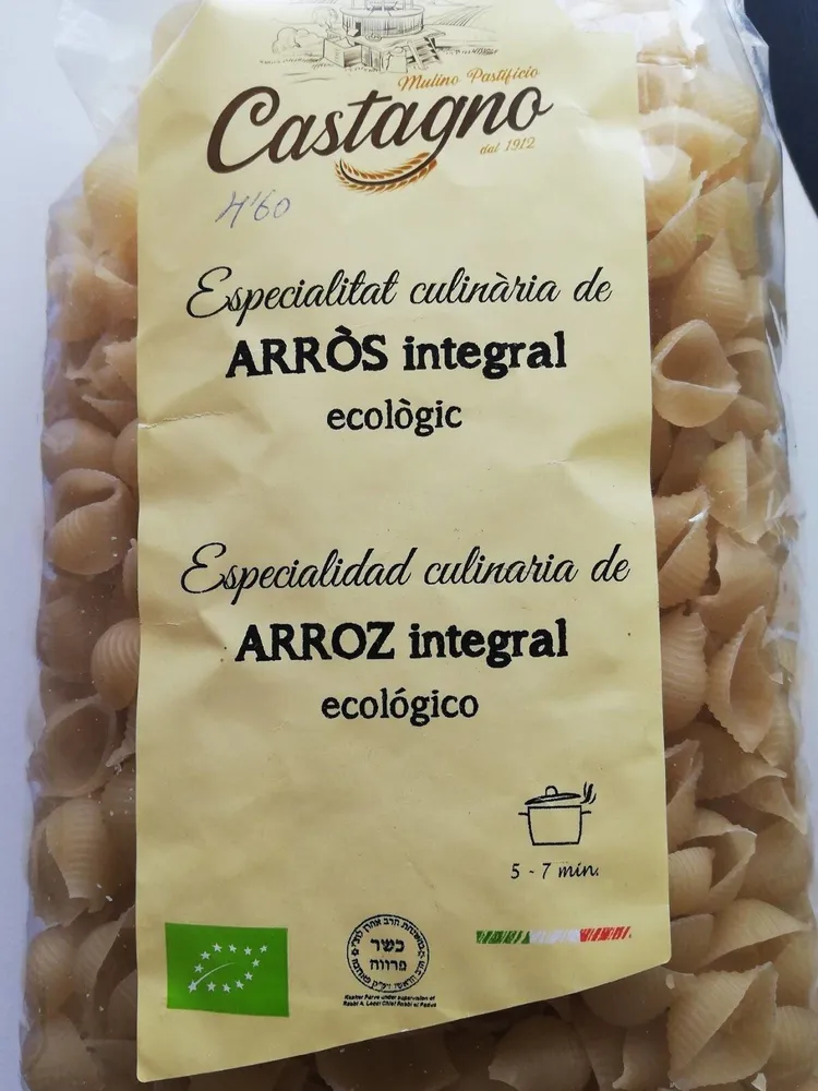 Pasta - especialidad culinaria de arroz integral ecológico