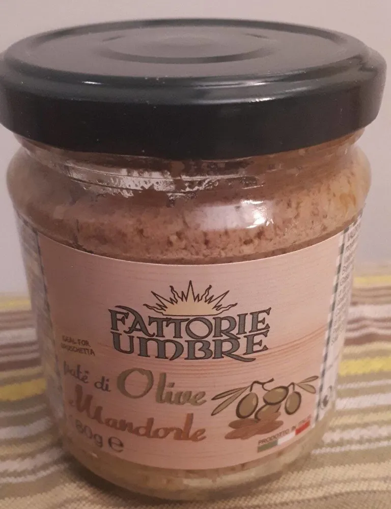 Paté di Olive e Mandorle