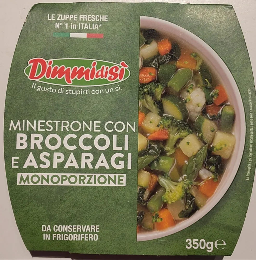 Minestrone con broccoli e asparagi