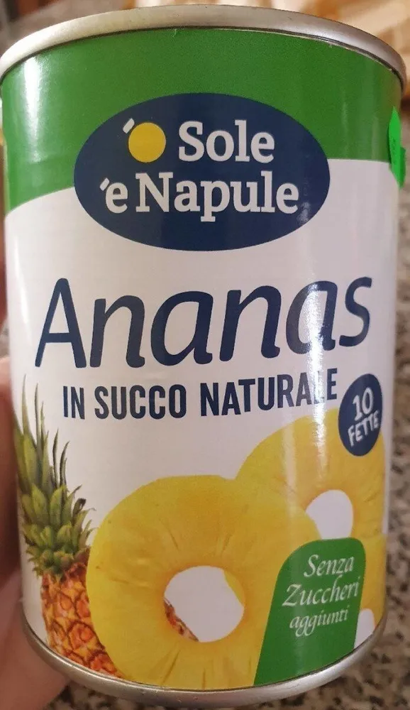 Ananas in succo naturale