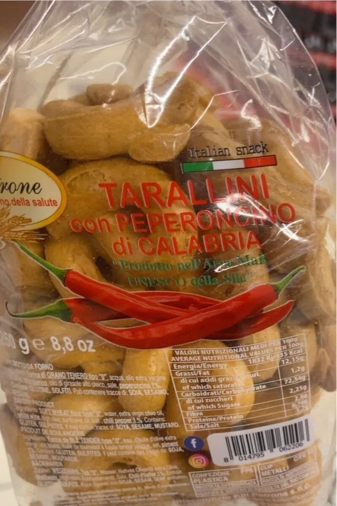 Tarallini con peperoncino di Calabria