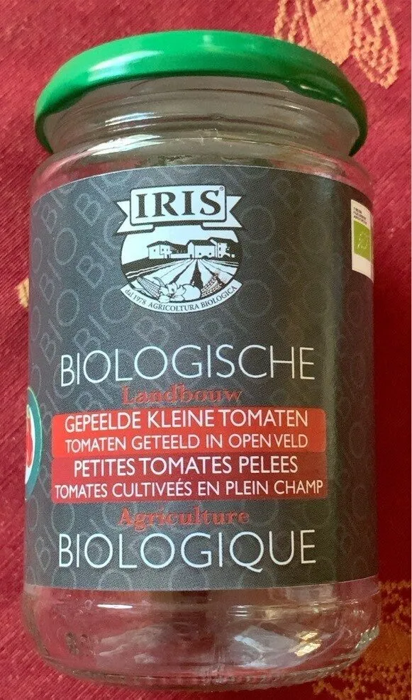 Petites tomates pelées