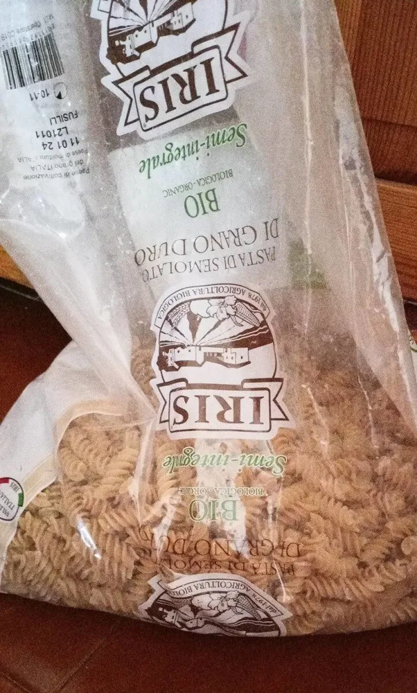 pasta di semolato di grano duro fusilli