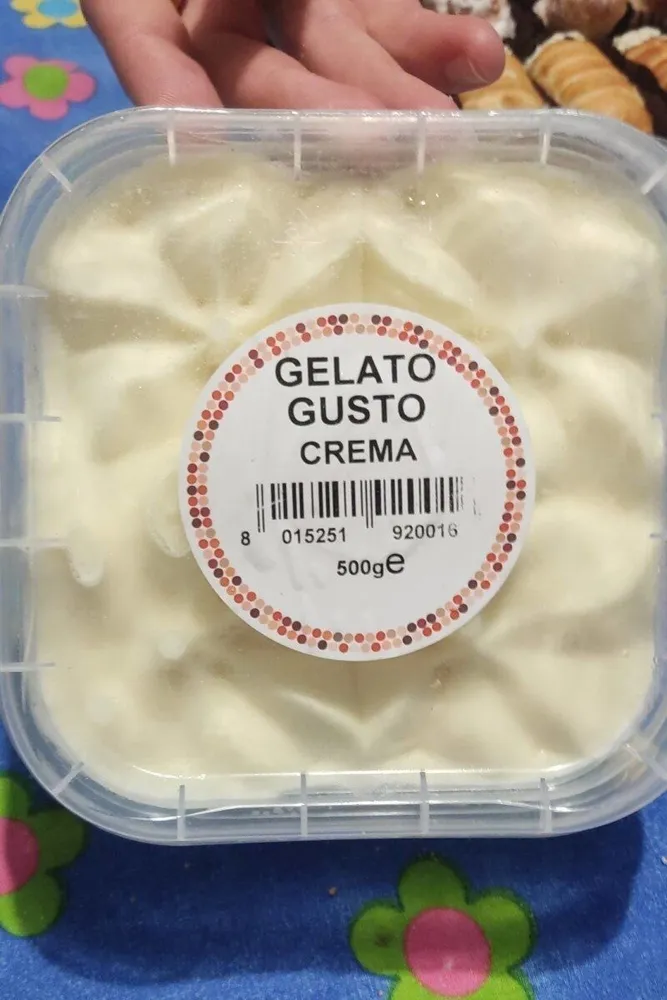 Gelato gusto crema