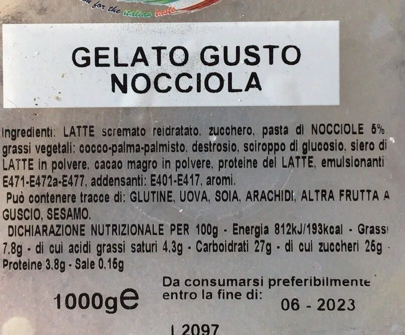 Gelato gusto nocciola